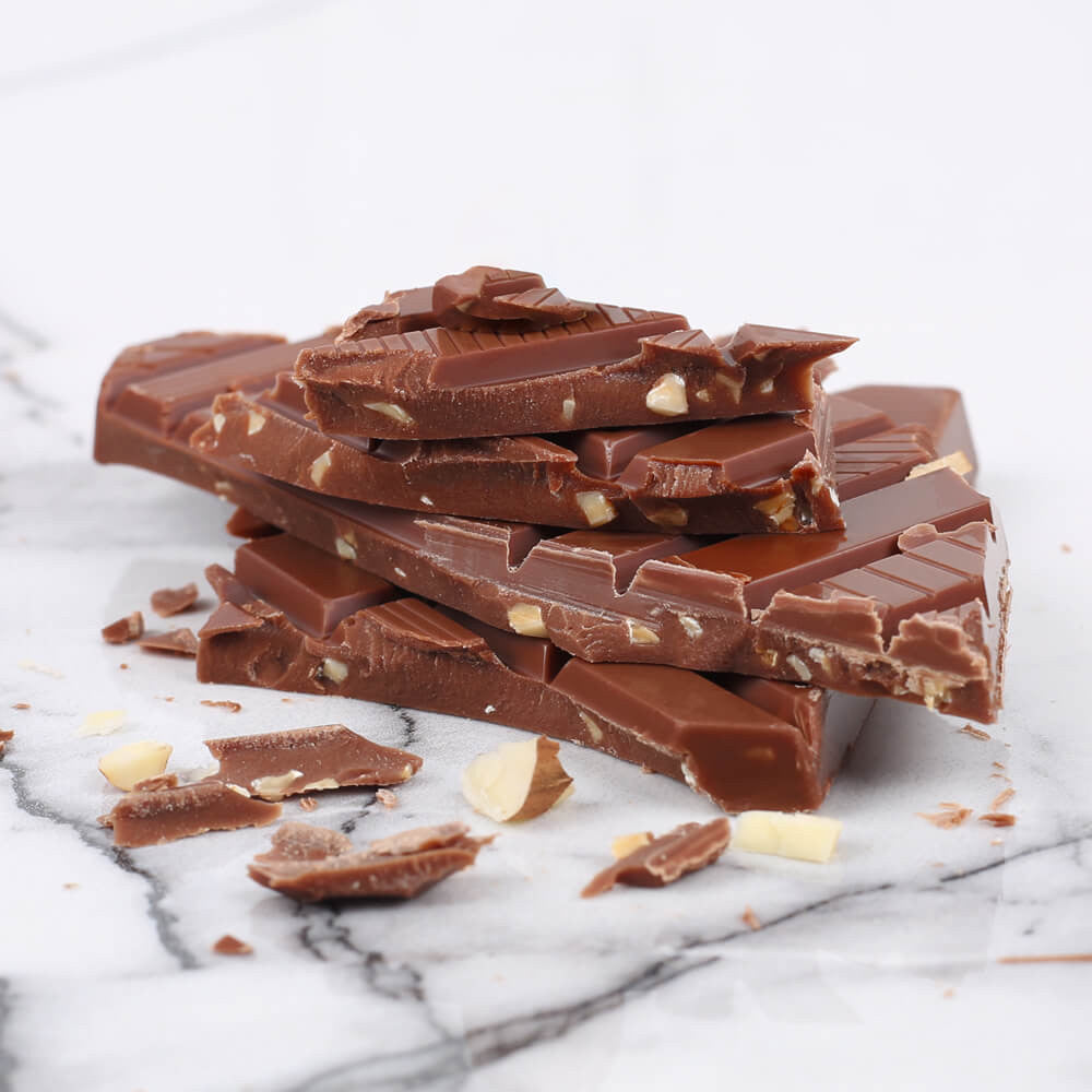 Milk Chocolate & Almond Flakes Bar