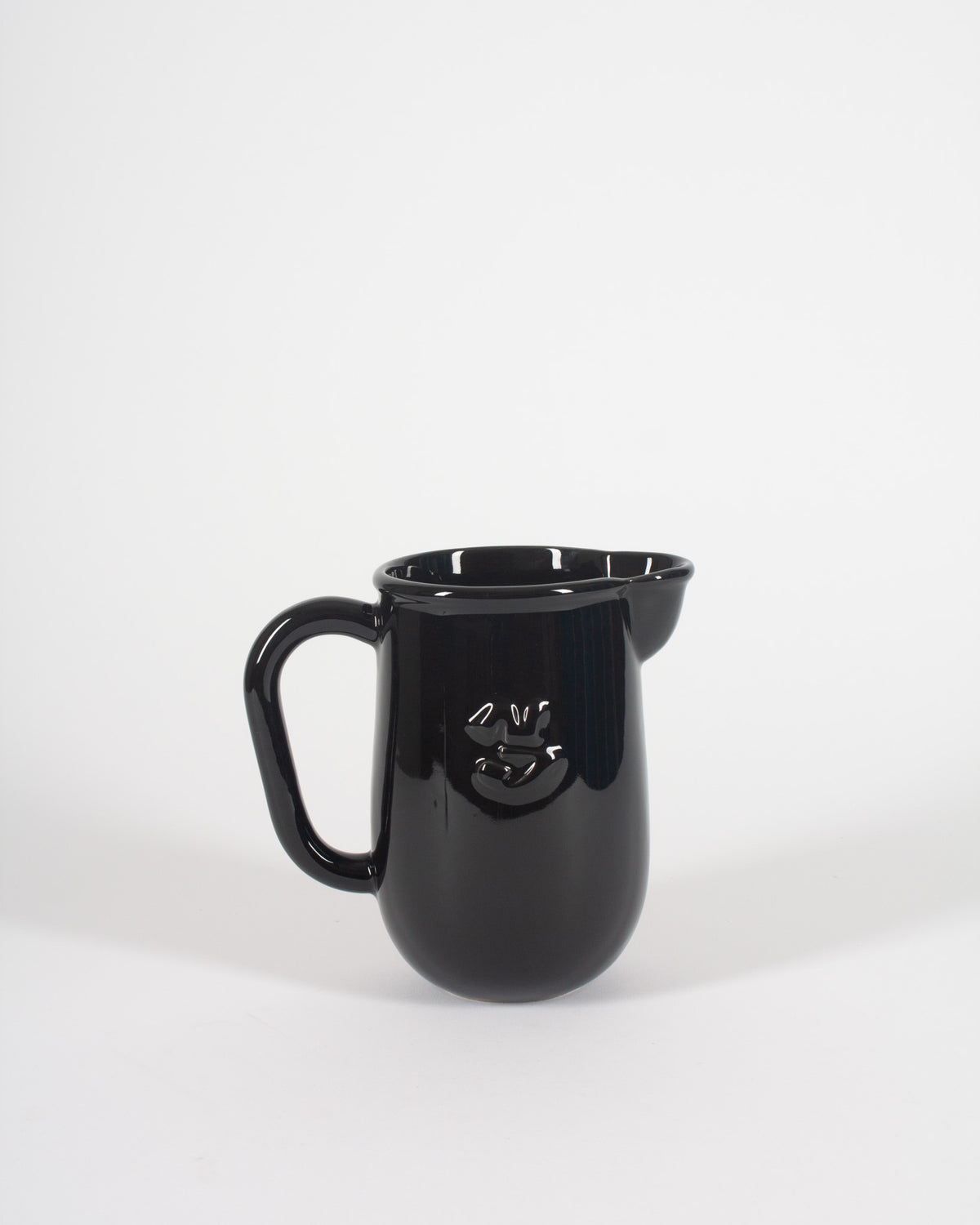 Niko June Kantine Pitcher
