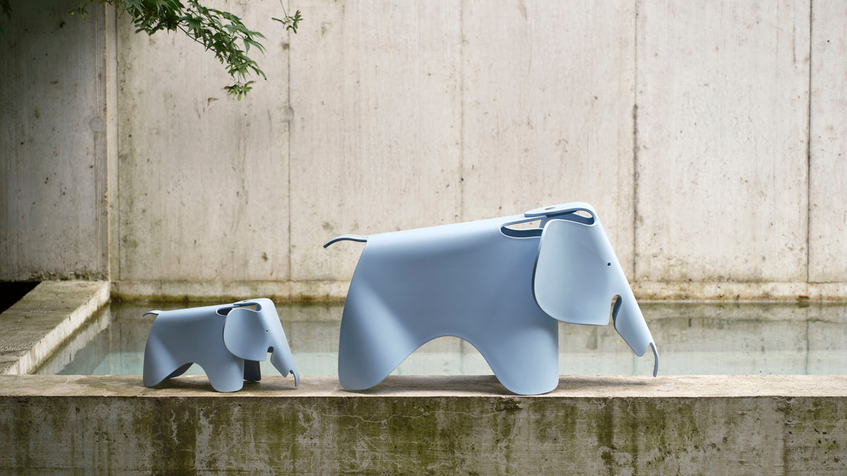 Eames Elephant (small) RE